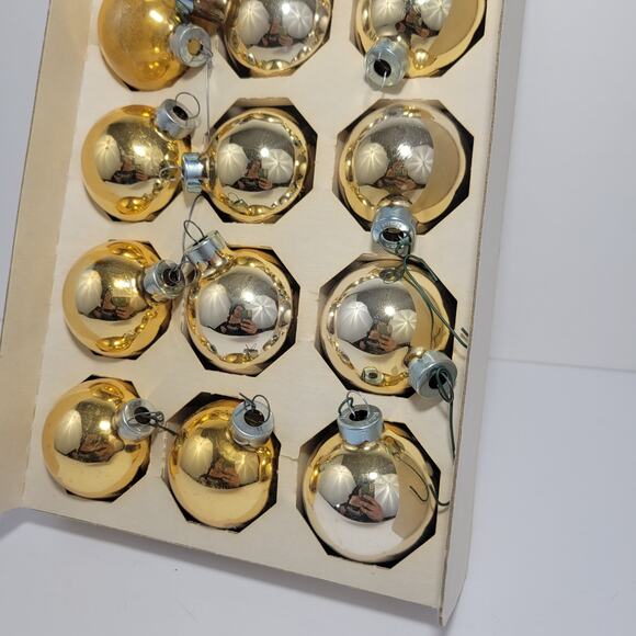18 Gold Glass Vintage Christmas Ornaments by Rauch K-Mart - Picture 8 of 11